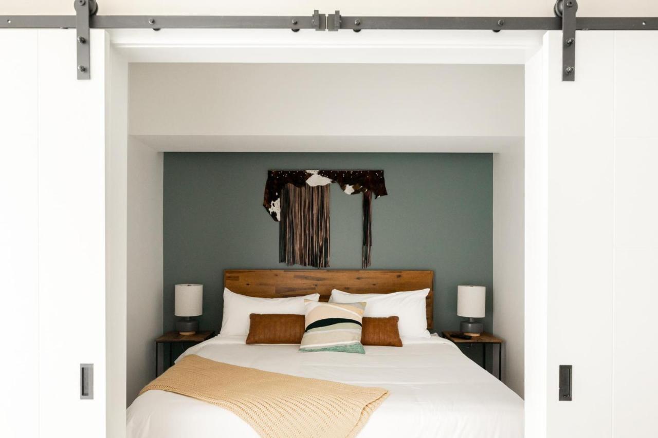 Colorful Western Vibe - Walk Everywhere - Zuni Lofts Денвер Екстер'єр фото
