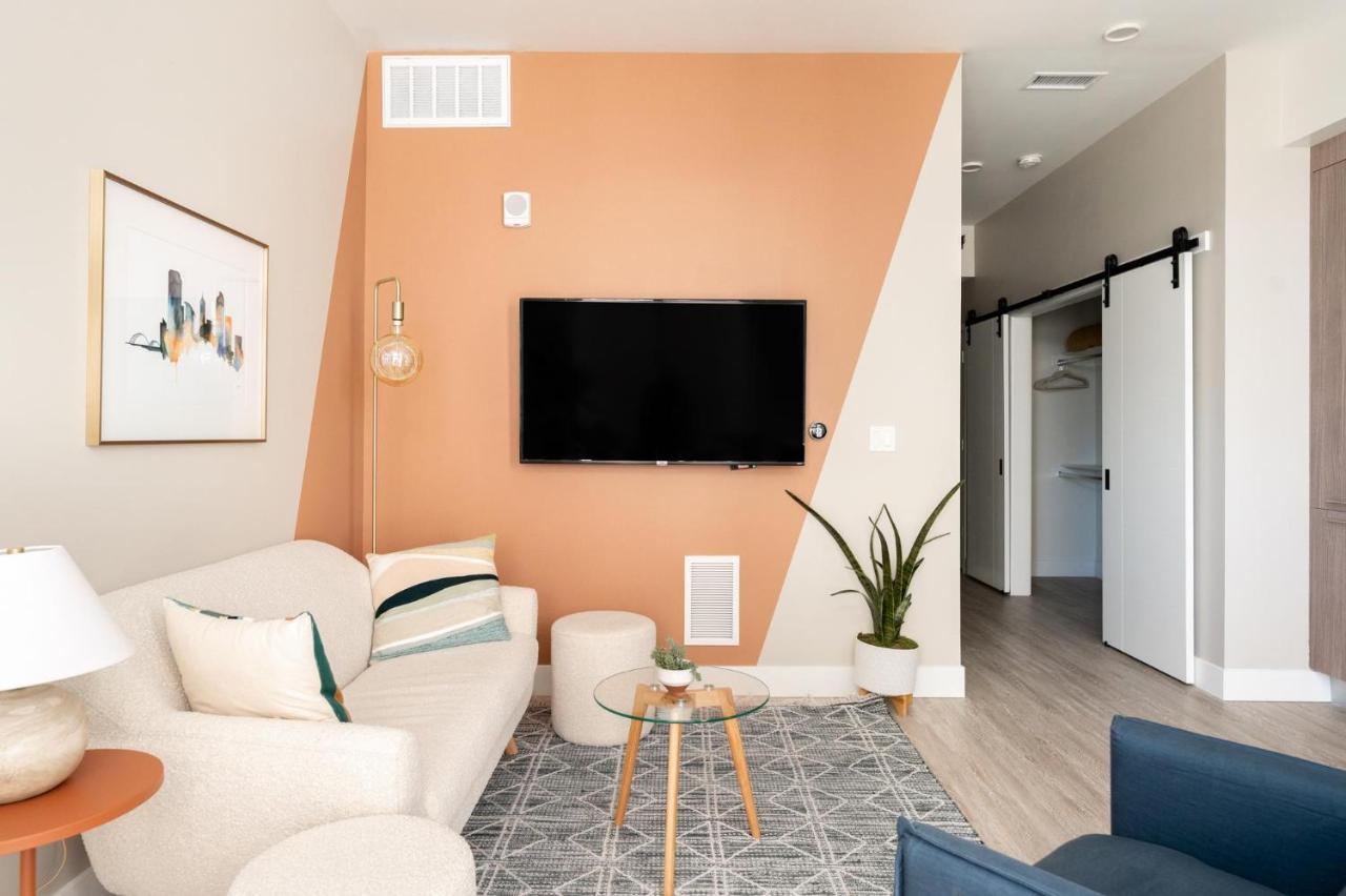 Colorful Western Vibe - Walk Everywhere - Zuni Lofts Денвер Екстер'єр фото